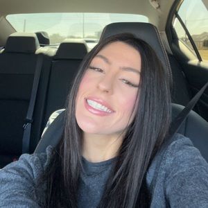 Meet your Posher, Tina